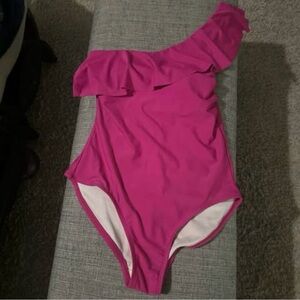 One-Shoulder Pink Swimsuit